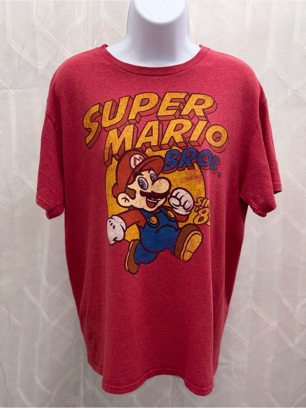 Vintage Style Super Mario Bros. "Since '85" Graphic T-Shirt - Nintendo Retro Med